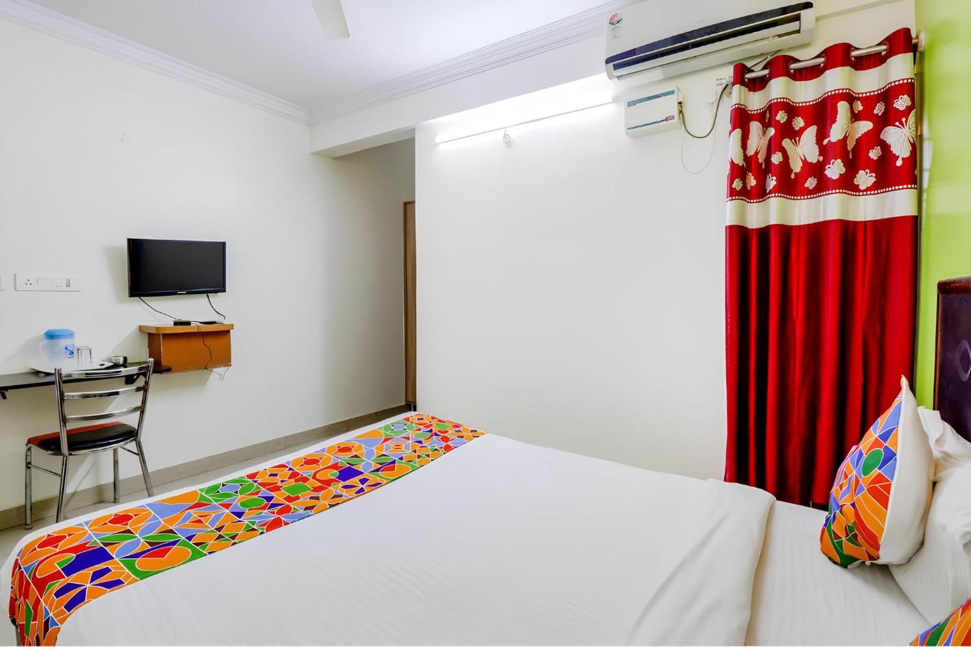 l'Hotel Ivory Pearl Bangalore Esterno foto